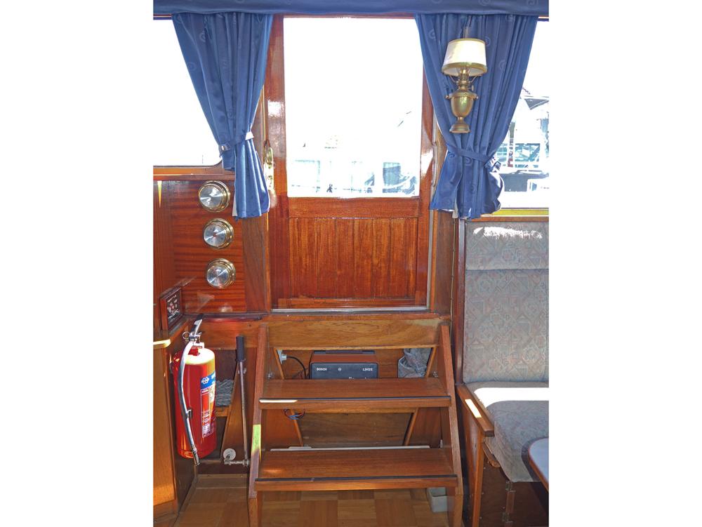 Steuerhaus, Innenausstattung